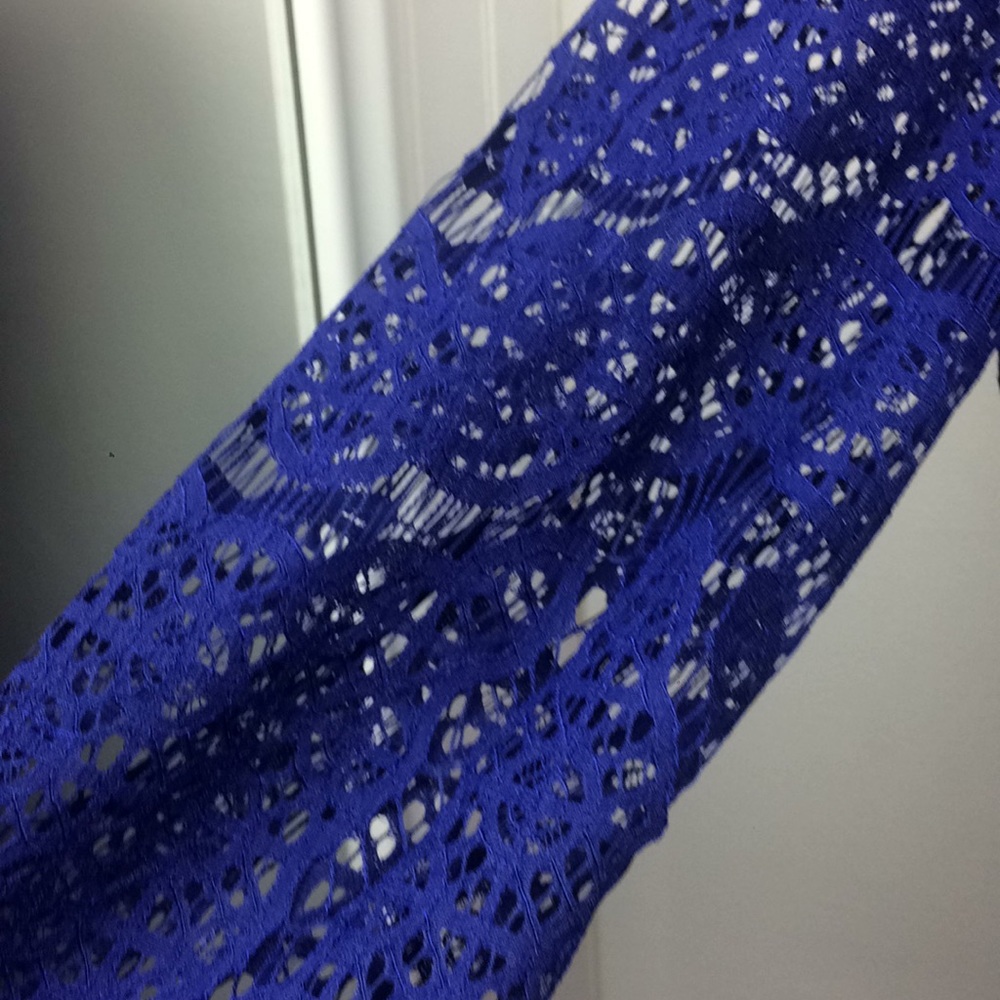 Dress - Picture 2 of 4
